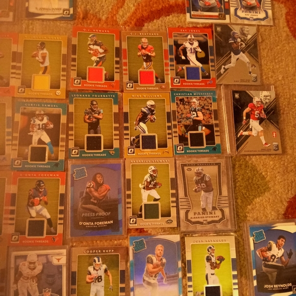 30 rookie threads with 20 something rookies just alike 1 Taiwan Taylor/49 - Picture 13 of 13